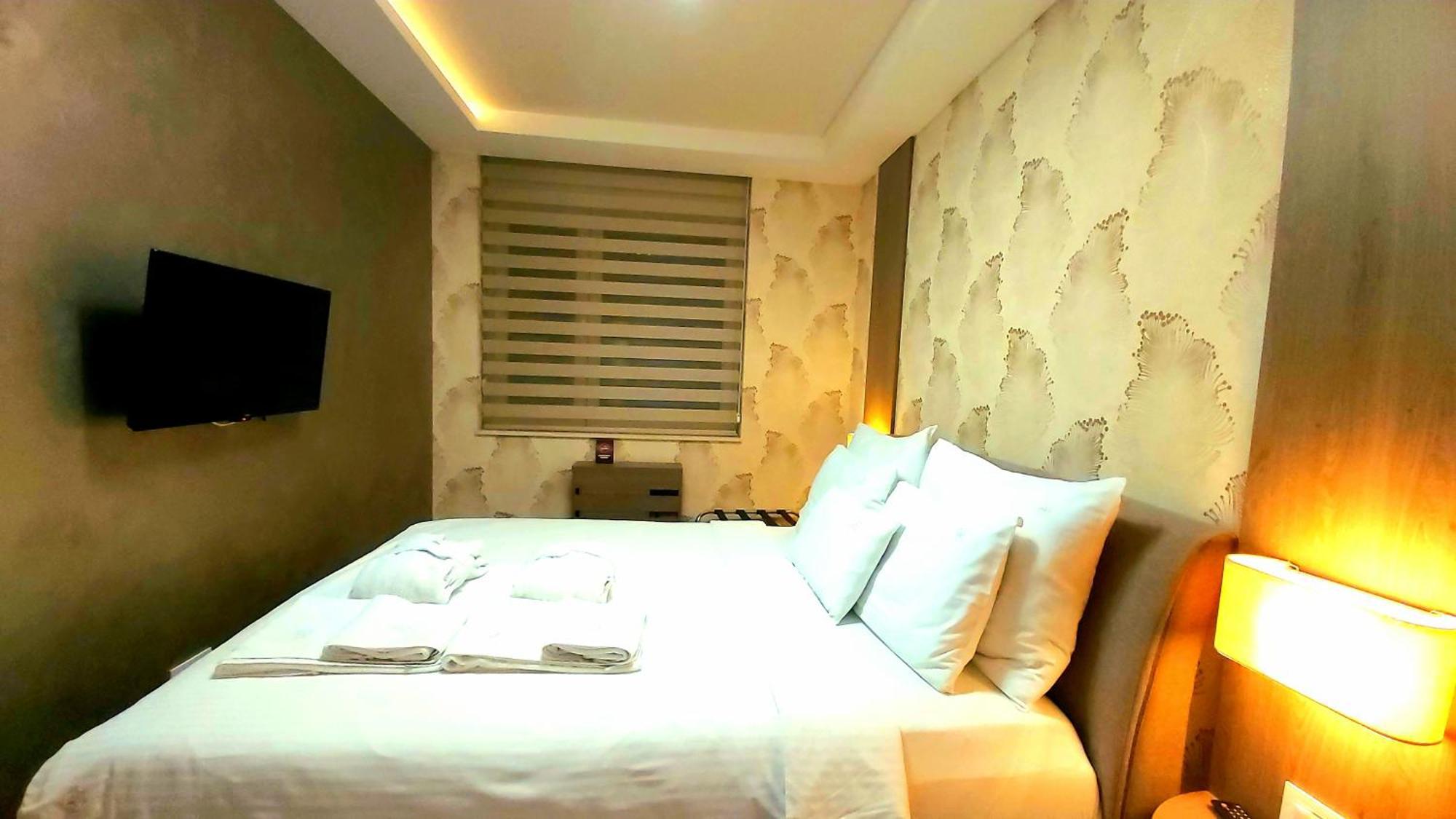 Eleganza & La Vista Apartment